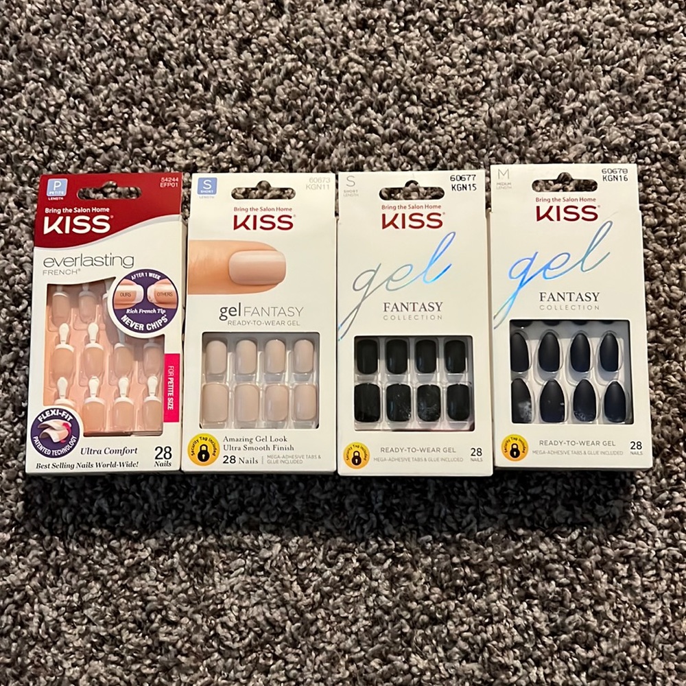 Kiss press on nails 💅🏼
